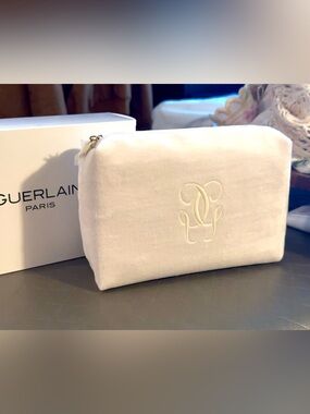 GUERLAIN Soft white luxurious Velvet Cosmetic Pouch with Royal Embossed Logo